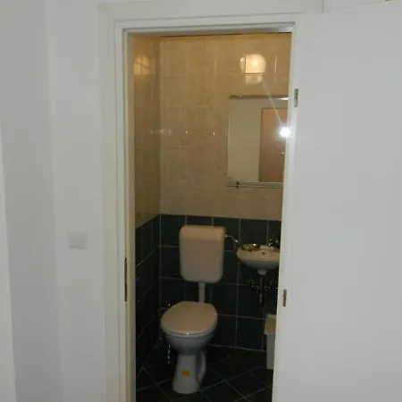 With Wifi Lovran, Opatija - 14181 شقة *